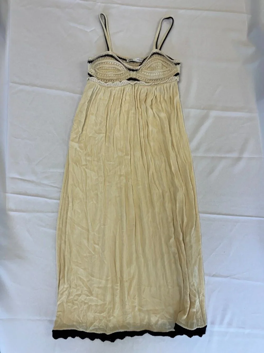 Zara Ecru Crochet Knit Maxi Dress Babydoll Silhouette Black Trim Size M Rare - Picture 2 of 11
